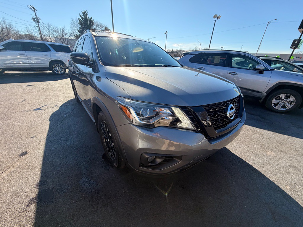 2019 Nissan Pathfinder Image 2