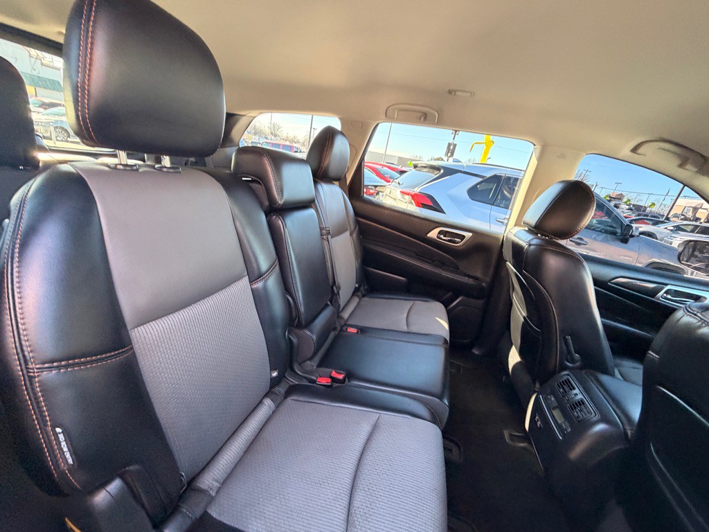2019 Nissan Pathfinder Image 7