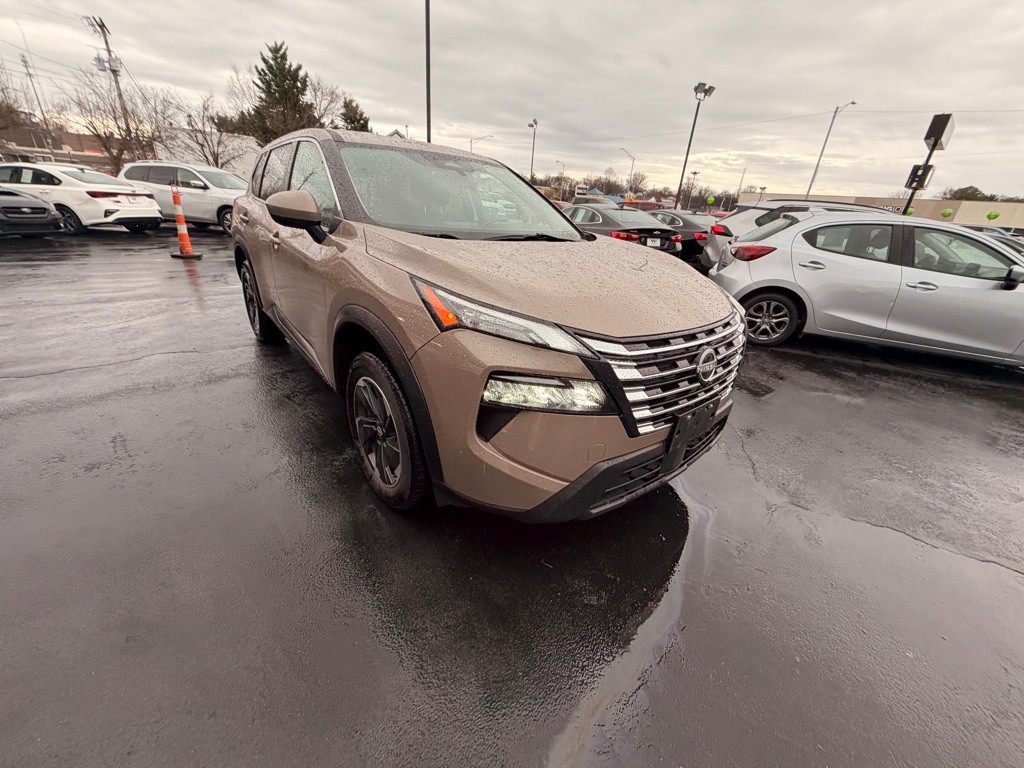 2024 Nissan Rogue Image 3