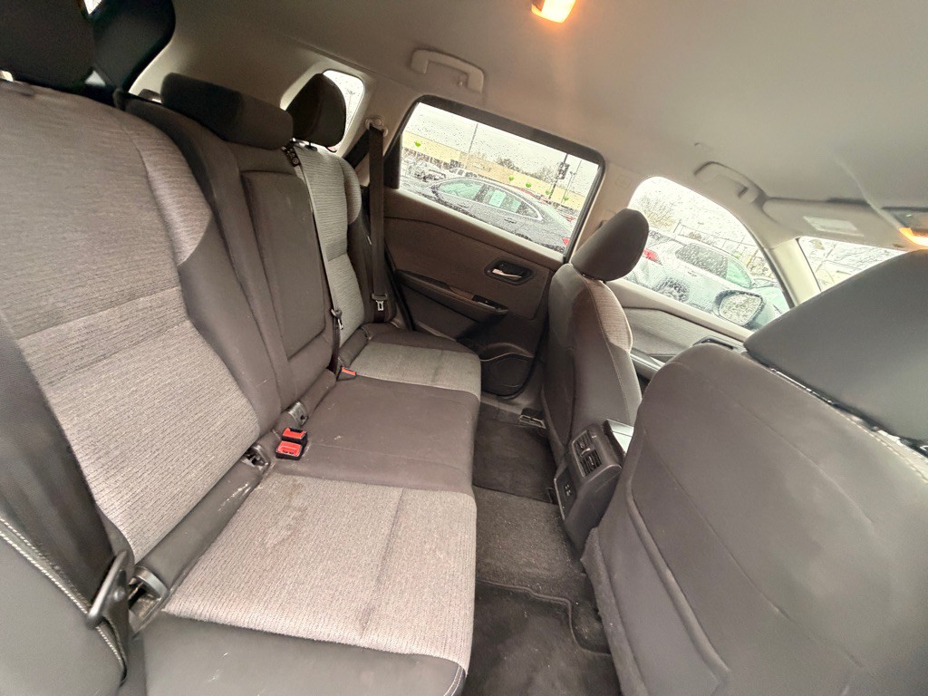 2023 Nissan Rogue Image 6