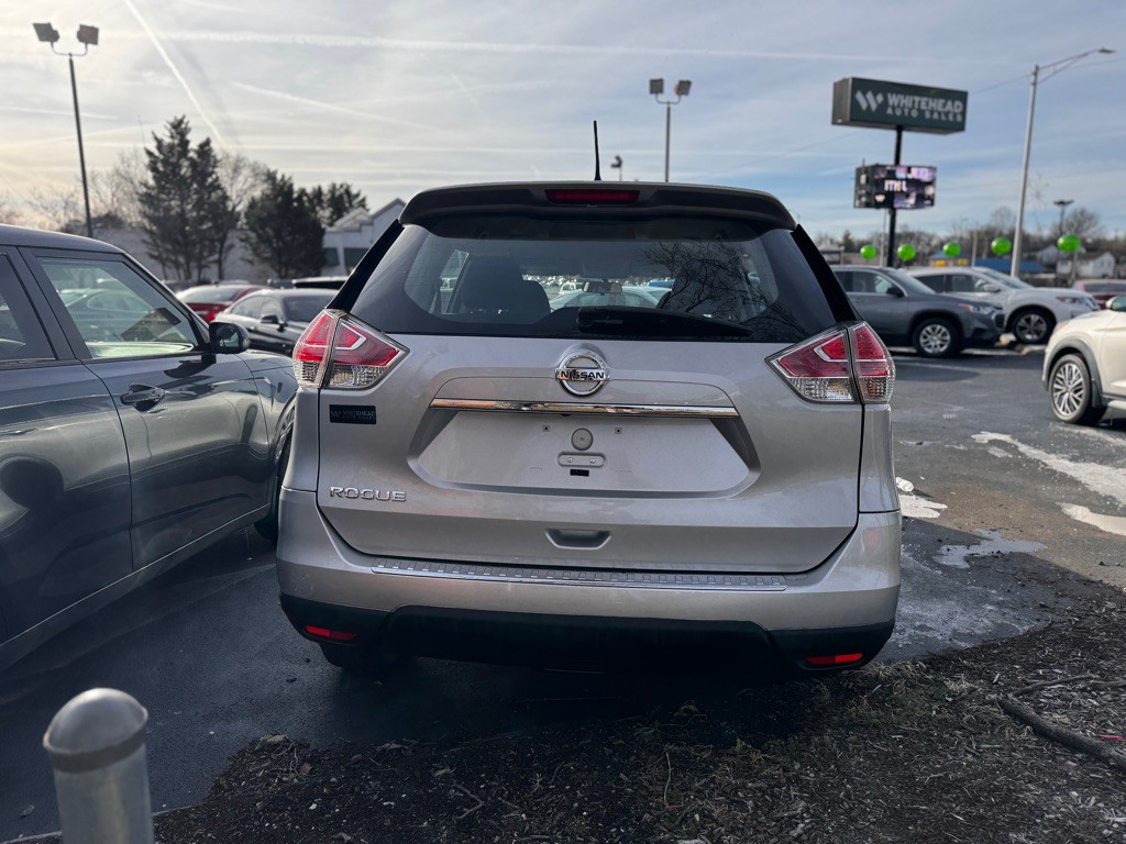 2015 Nissan Rogue Image 3