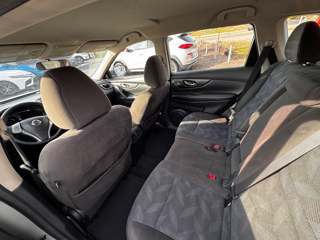 2015 Nissan Rogue Image 6