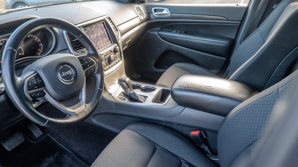 2018 Jeep Grand Cherokee Image 9