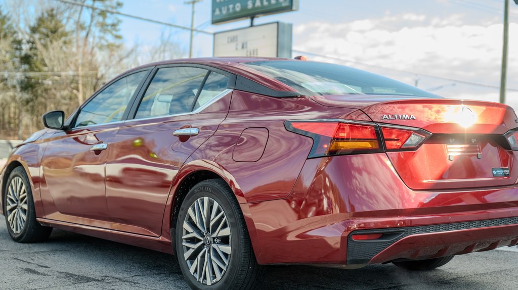 2024 Nissan Altima Image 4