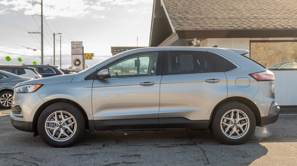 2024 Ford Edge Image 3