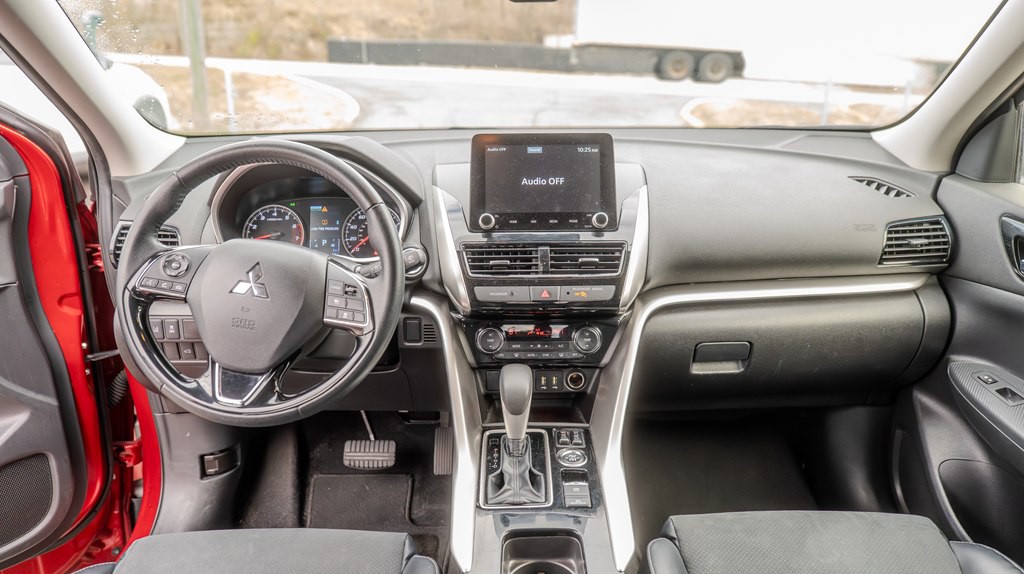 2024 Mitsubishi Eclipse Image 11