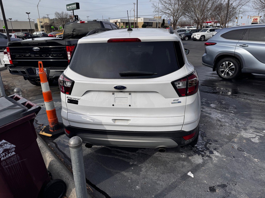 2017 Ford Escape Image 3