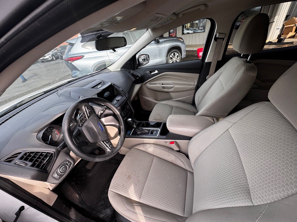 2017 Ford Escape Image 5