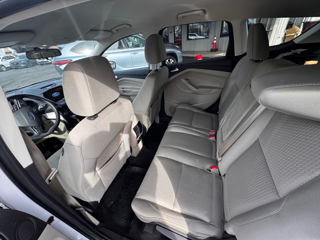 2017 Ford Escape Image 6