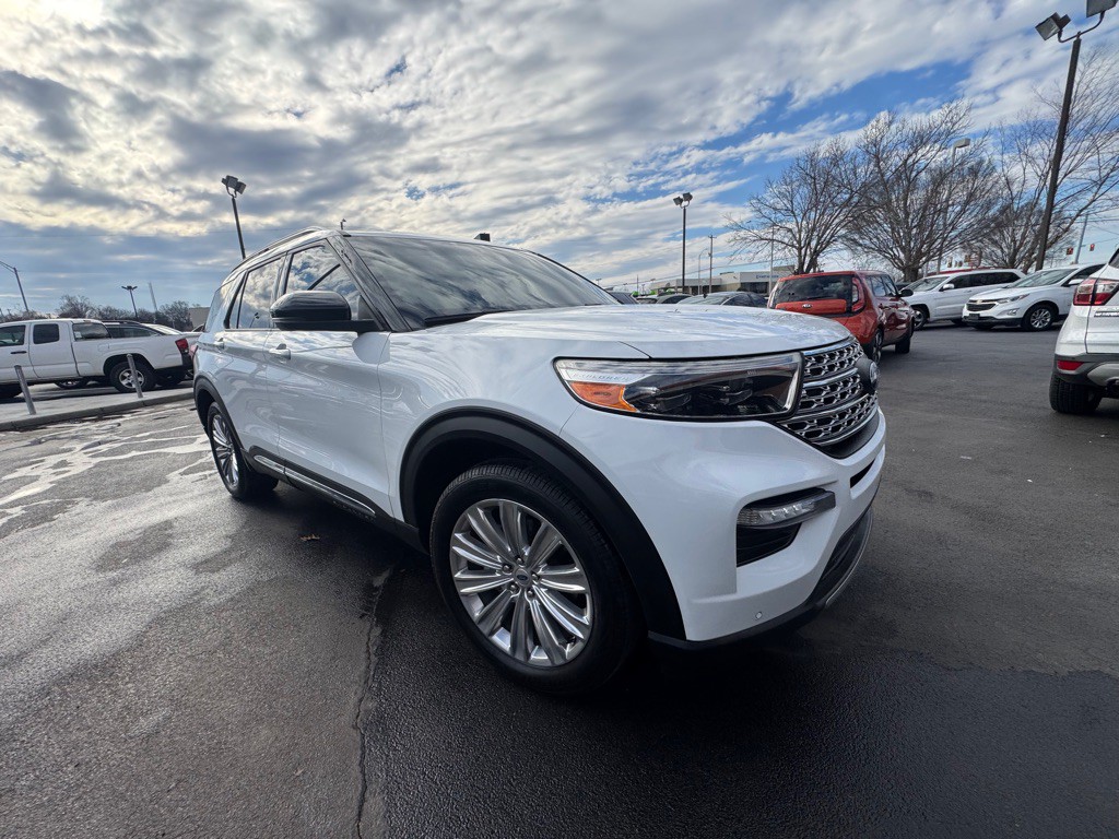 2020 Ford Explorer Image 3