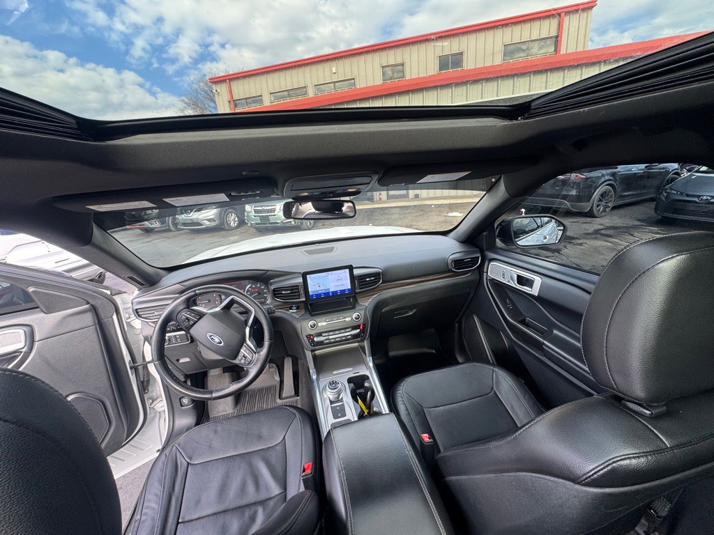 2020 Ford Explorer Image 9