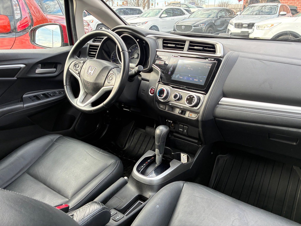 2015 Honda Fit Image 11