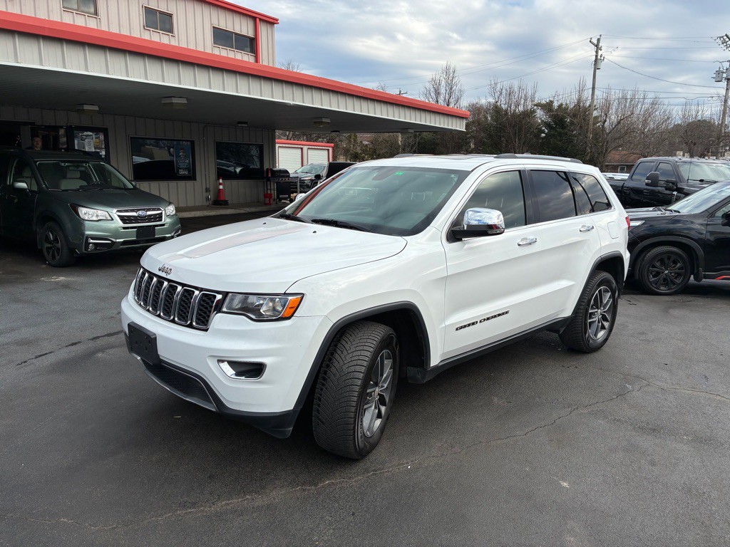 2018 Jeep Grand Cherokee Image 2