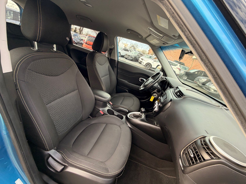 2016 Kia Soul Image 7