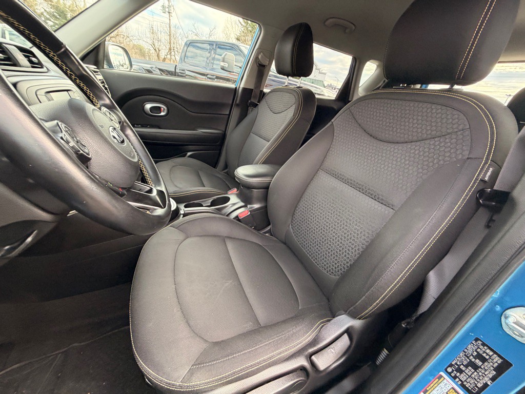 2016 Kia Soul Image 8
