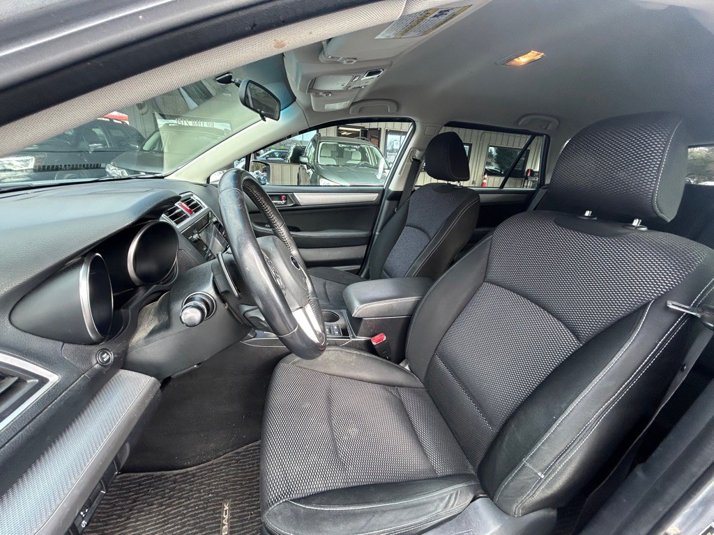 2017 Subaru Outback Image 7