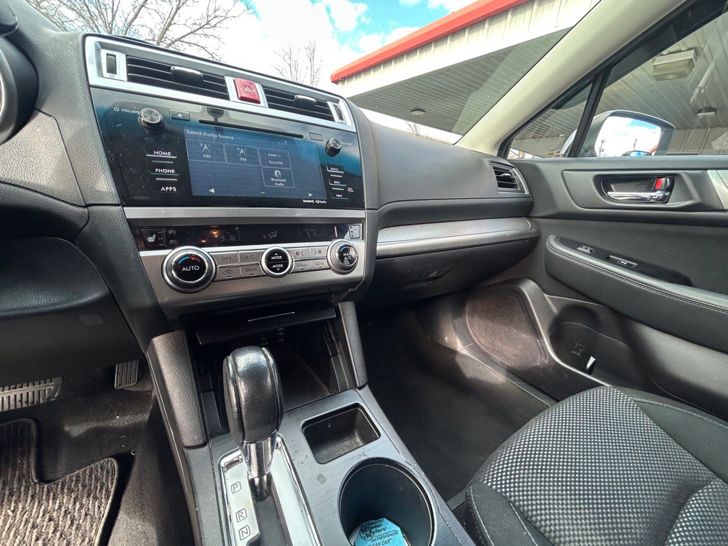 2017 Subaru Outback Image 8