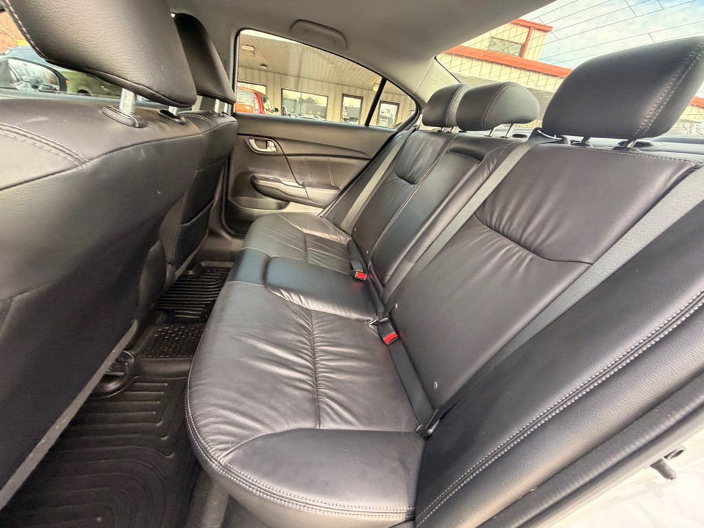 2015 Honda Civic Image 4