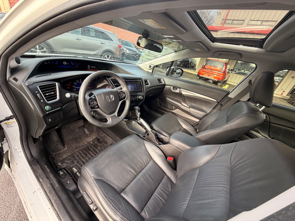 2015 Honda Civic Image 6