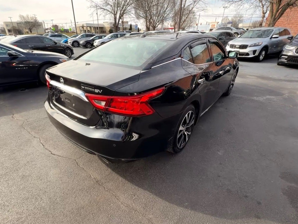 2018 Nissan Maxima Image 10