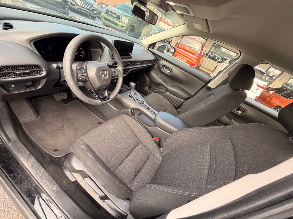 2025 Honda HR-V Image 9