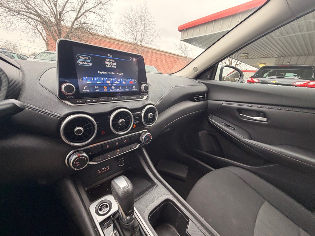 2023 Nissan Sentra Image 8