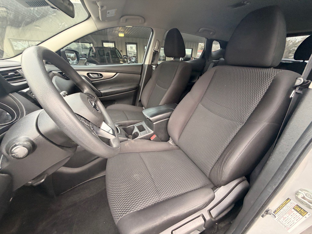 2020 Nissan Rogue Image 8