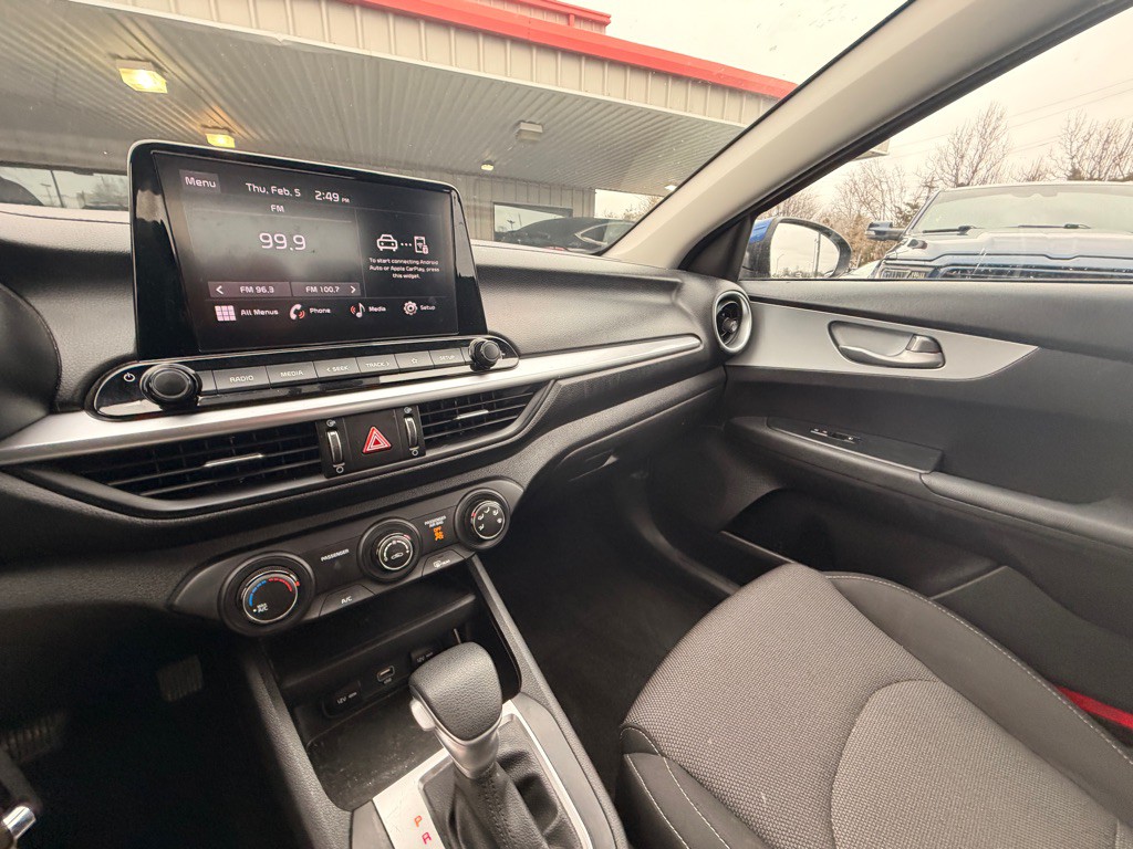 2023 Kia Forte Image 11