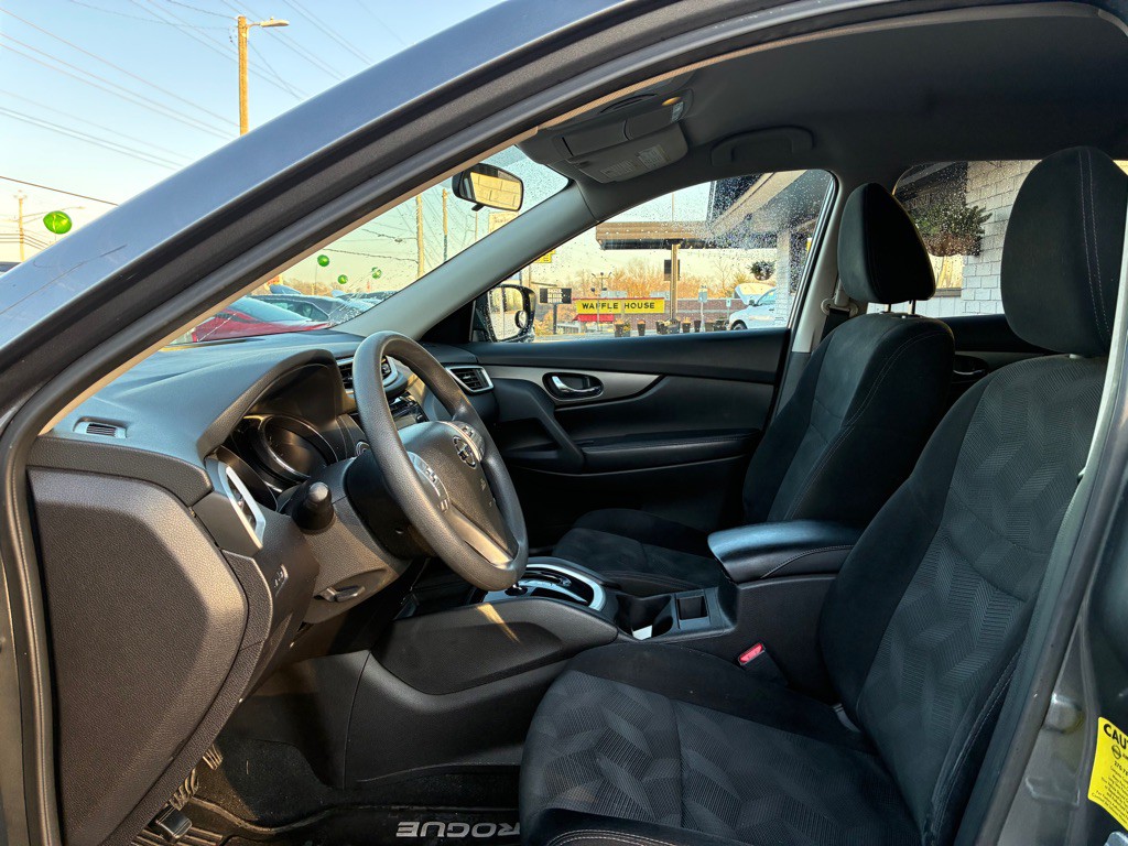 2014 Nissan Rogue Image 9