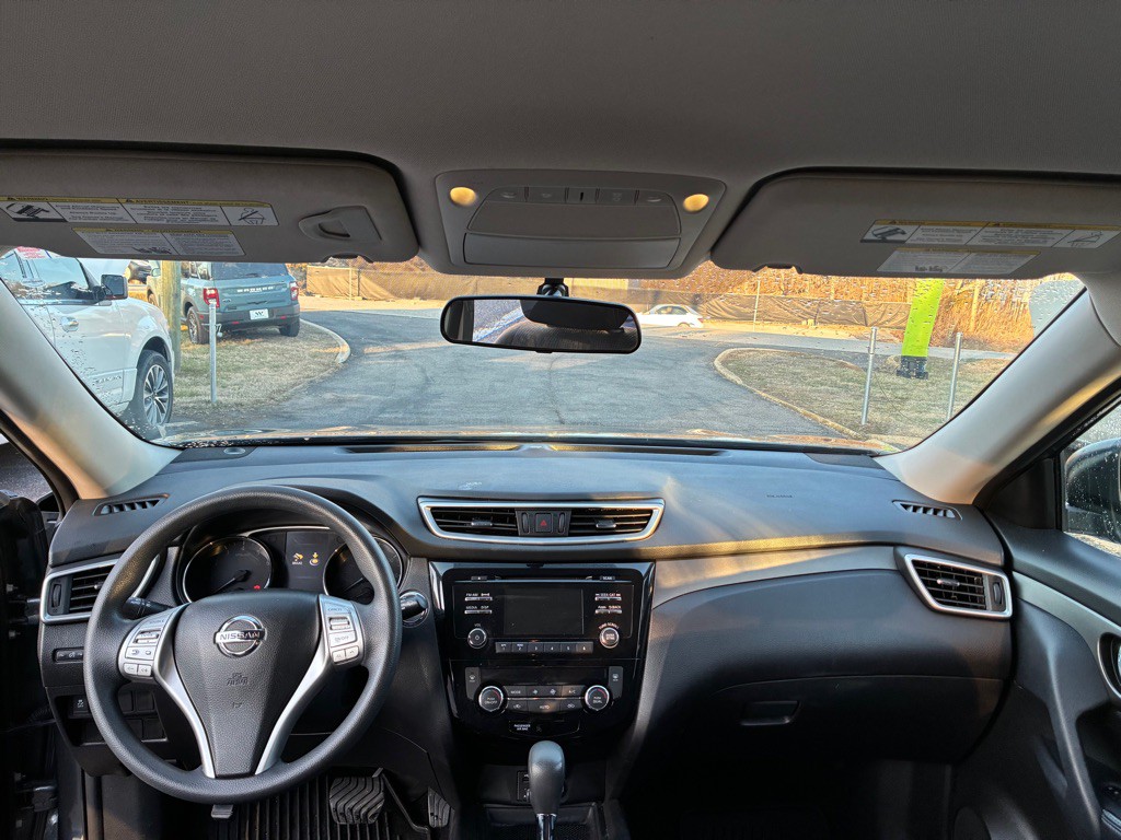 2014 Nissan Rogue Image 11