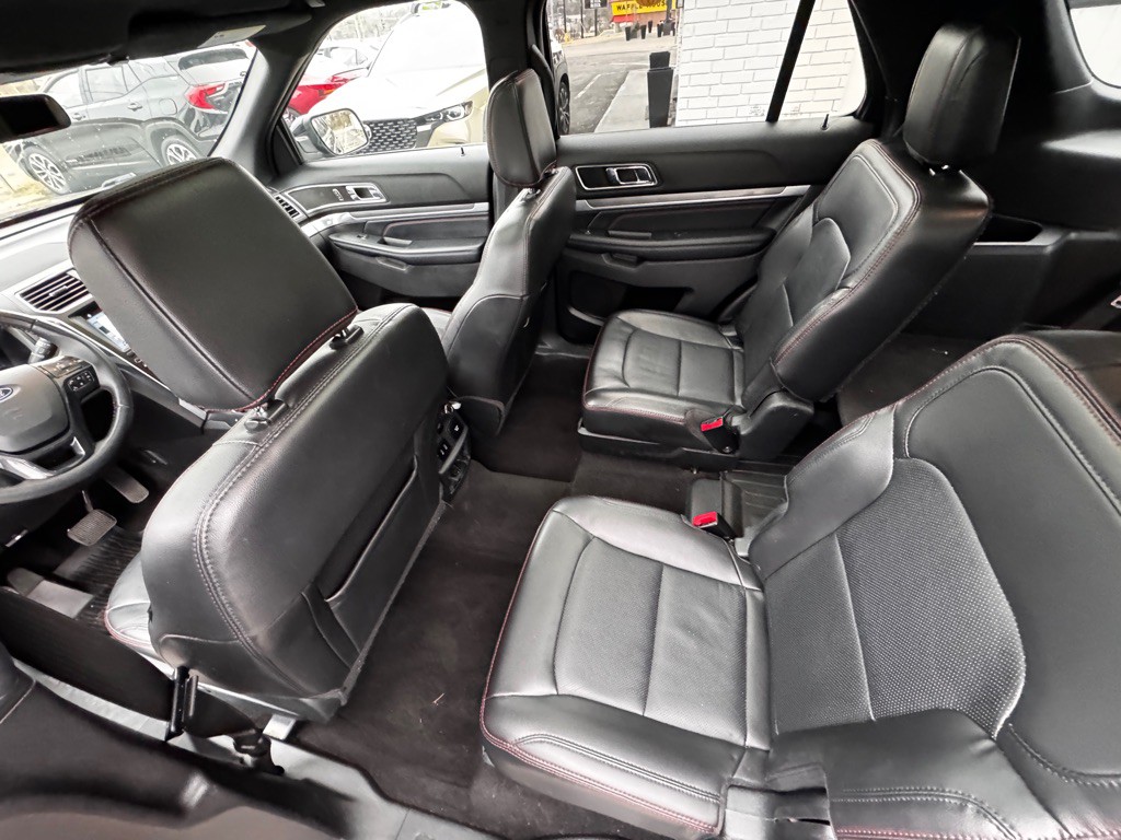 2018 Ford Explorer Image 7