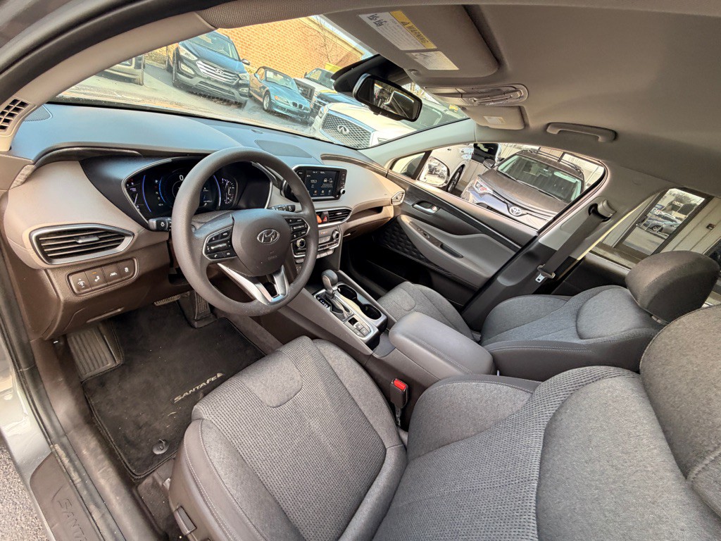 2019 Hyundai Santa Fe Image 9