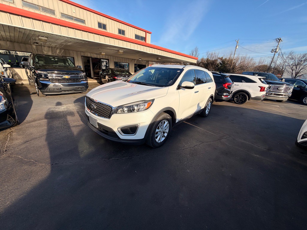 2018 Kia Sorento Image 2