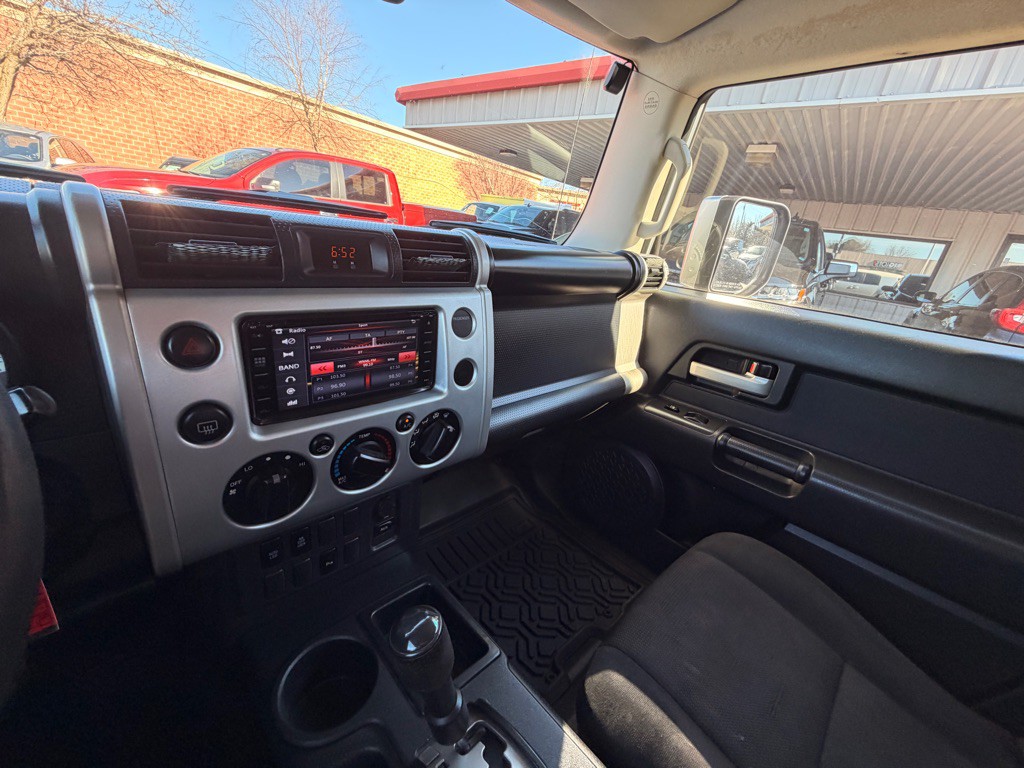 2007 Toyota FJ Cruiser Image 10