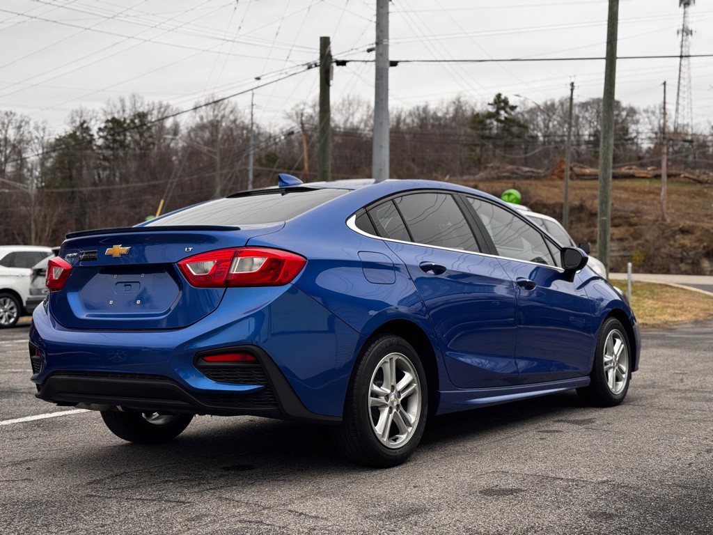 2016 Chevrolet Cruze Image 4