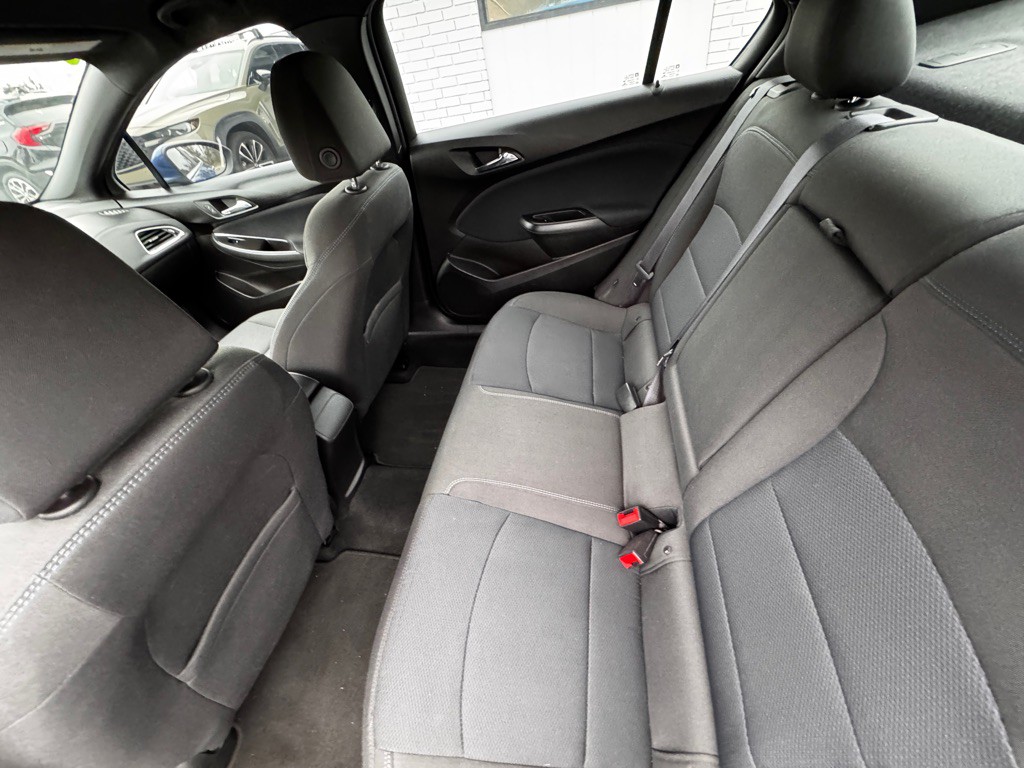 2016 Chevrolet Cruze Image 7