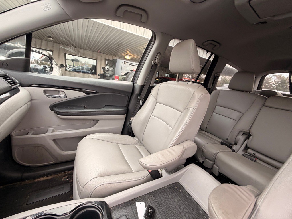 2020 Honda Pilot Image 8