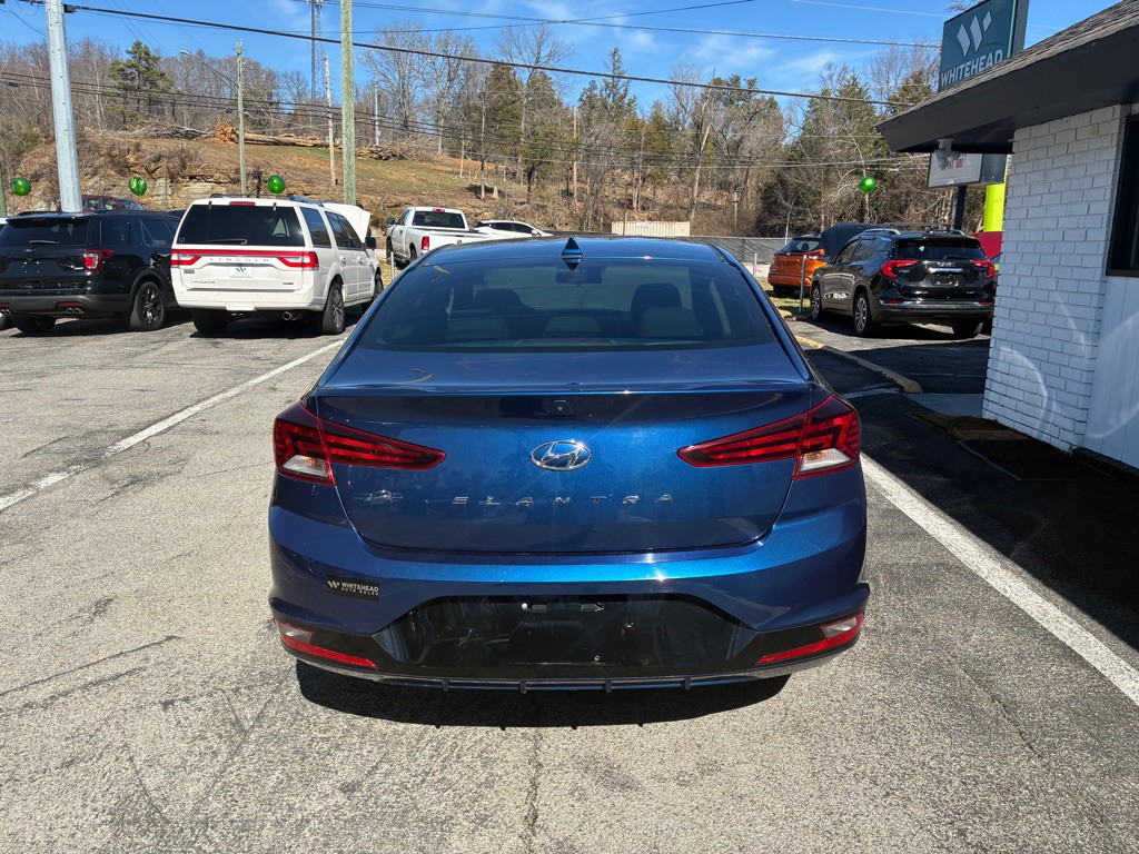 2019 Hyundai Elantra Image 7