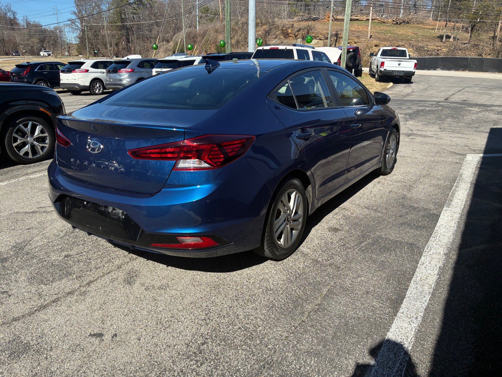 2019 Hyundai Elantra Image 5