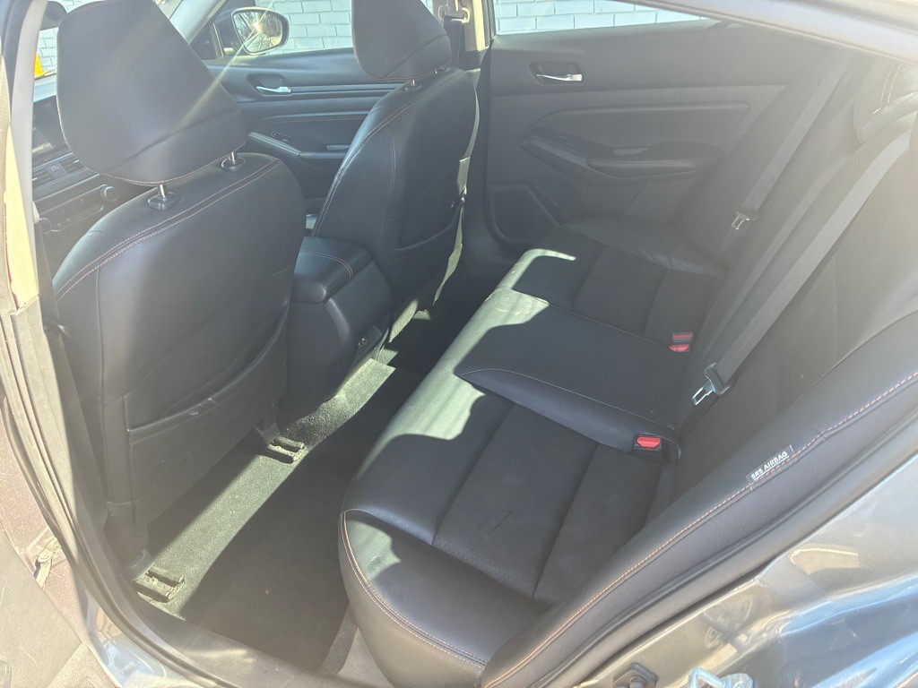 2020 Nissan Altima Image 8