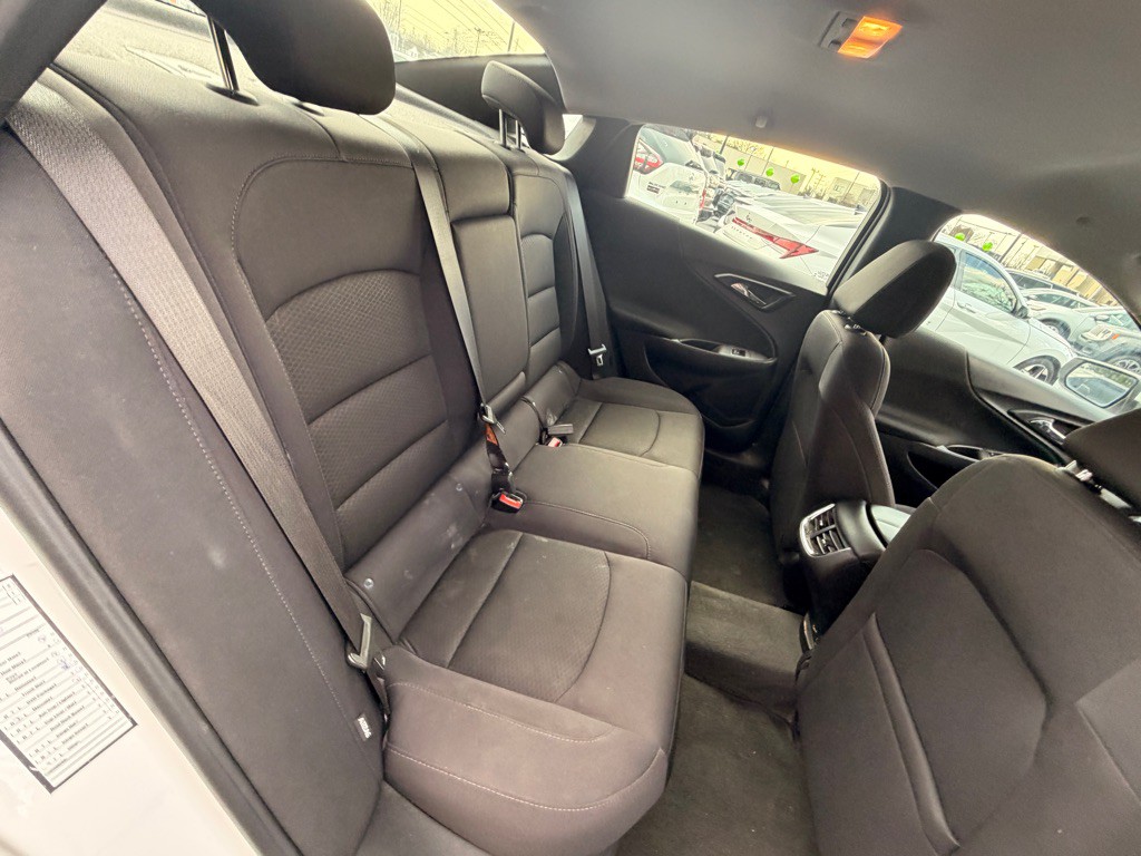 2023 Chevrolet Malibu Image 6