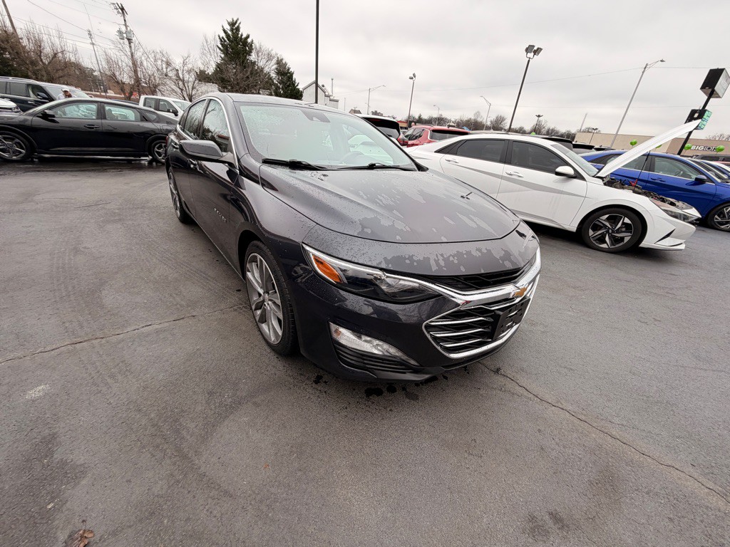 2024 Chevrolet Malibu Image 2