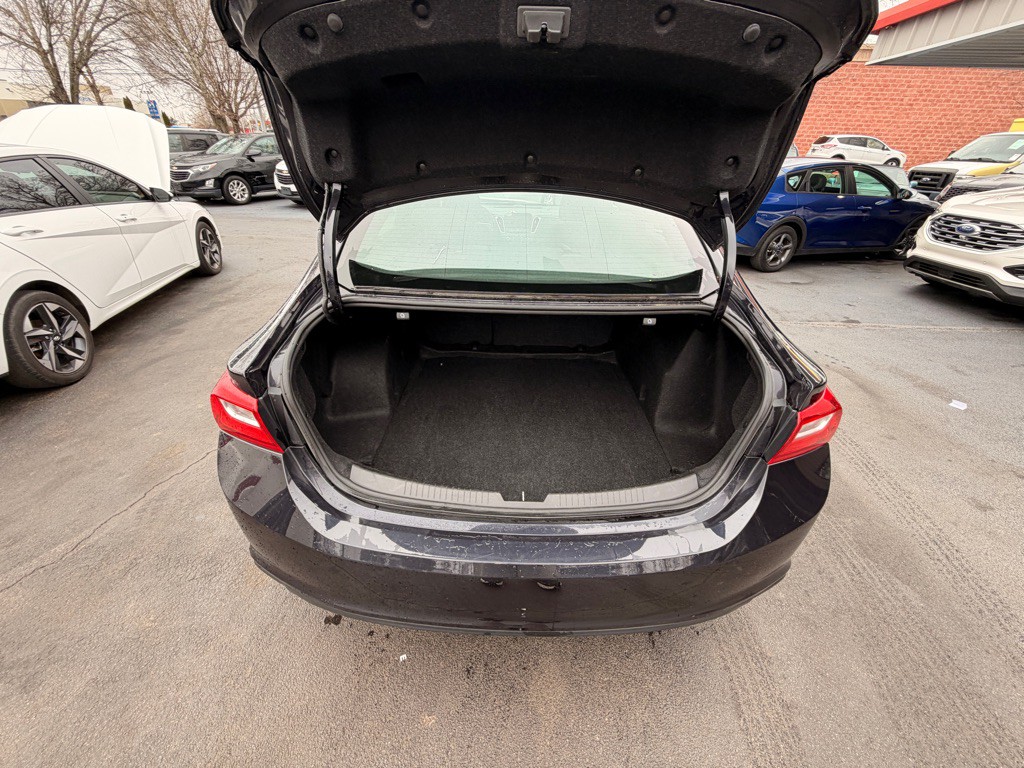 2023 Chevrolet Malibu Image 5