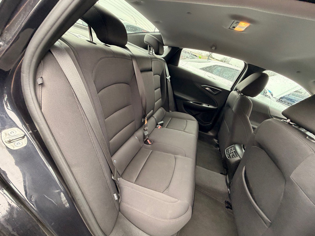 2023 Chevrolet Malibu Image 6