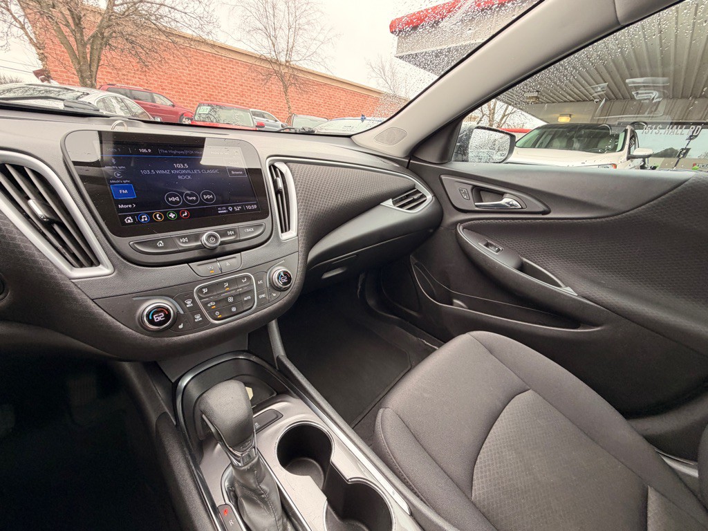 2023 Chevrolet Malibu Image 11