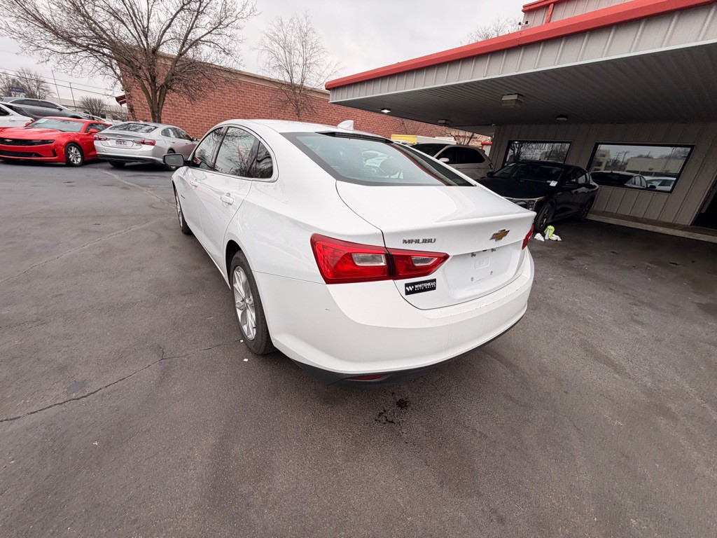 2023 Chevrolet Malibu Image 3