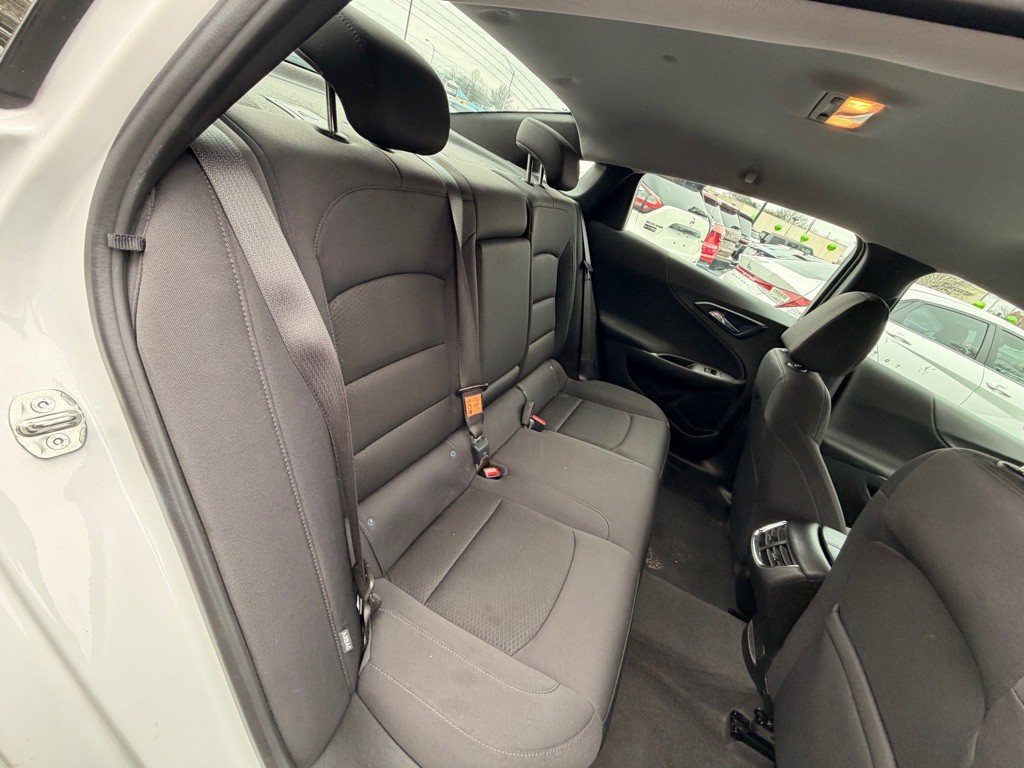 2023 Chevrolet Malibu Image 6