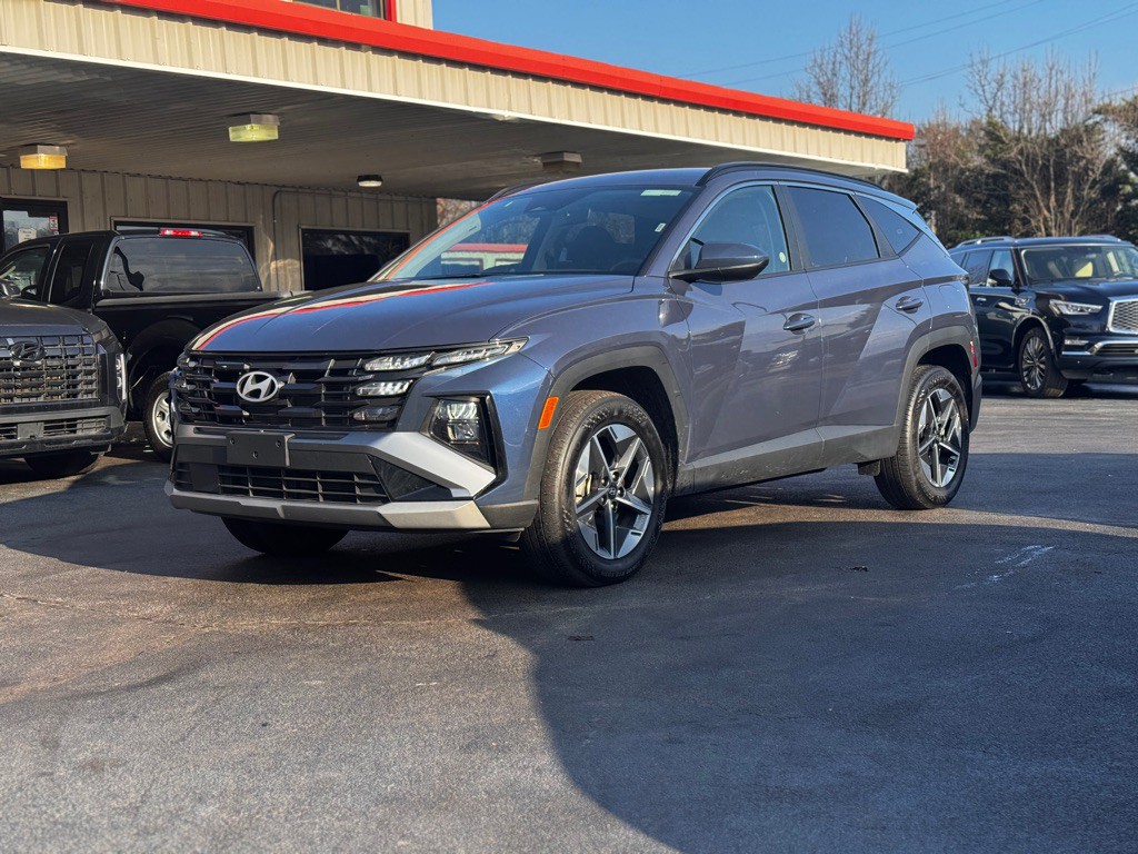 2025 Hyundai Tucson Image 2