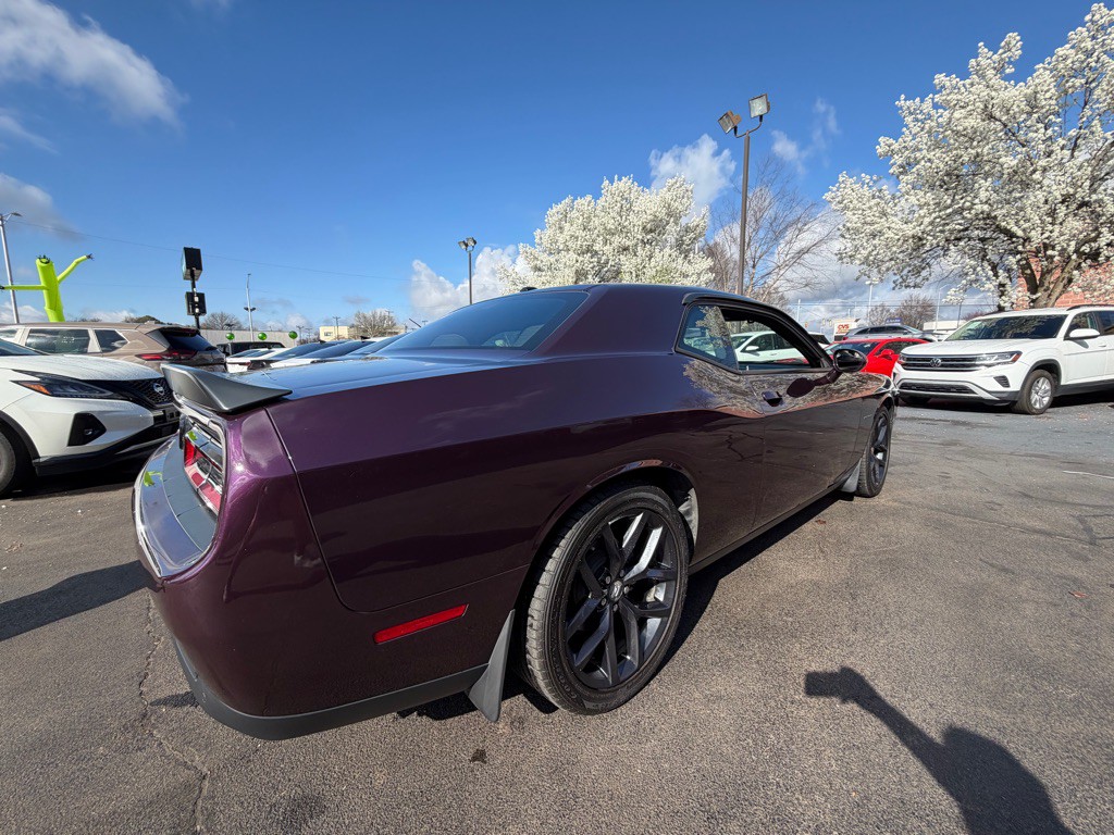 2022 Dodge Challenger Image 4