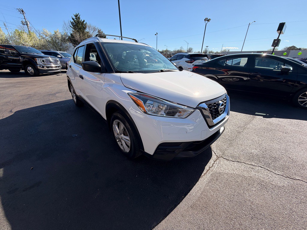 2019 Nissan Kicks Image 2